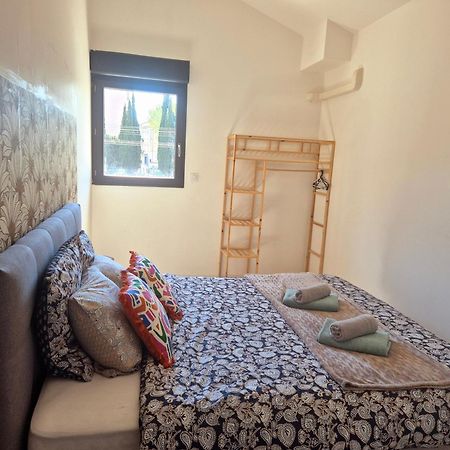 Résidence Rdv avec la Lune - 1 Suite Familial - Appt - et 1 Suite avec jacuzzi Narbona Exterior foto